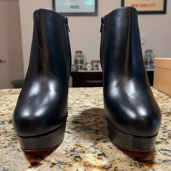 DIRDIBOOTIE 130 CALF • Christian Louboutin Black and Red Ankle Booties - Picture 3 of 11